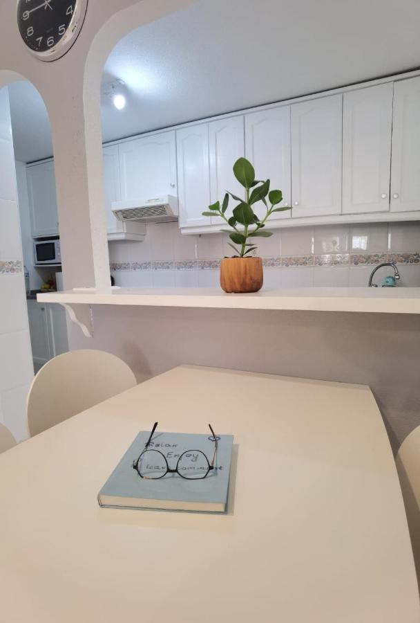 Apartament Z Duzym Tarasem Na Pieknym Osiedlu Orihuela Exterior foto