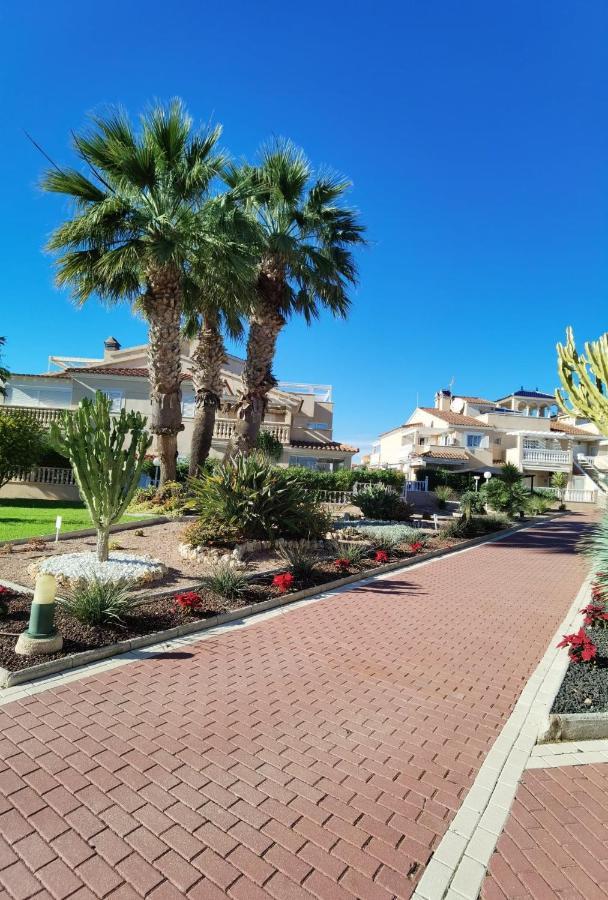 Apartament Z Duzym Tarasem Na Pieknym Osiedlu Orihuela Exterior foto
